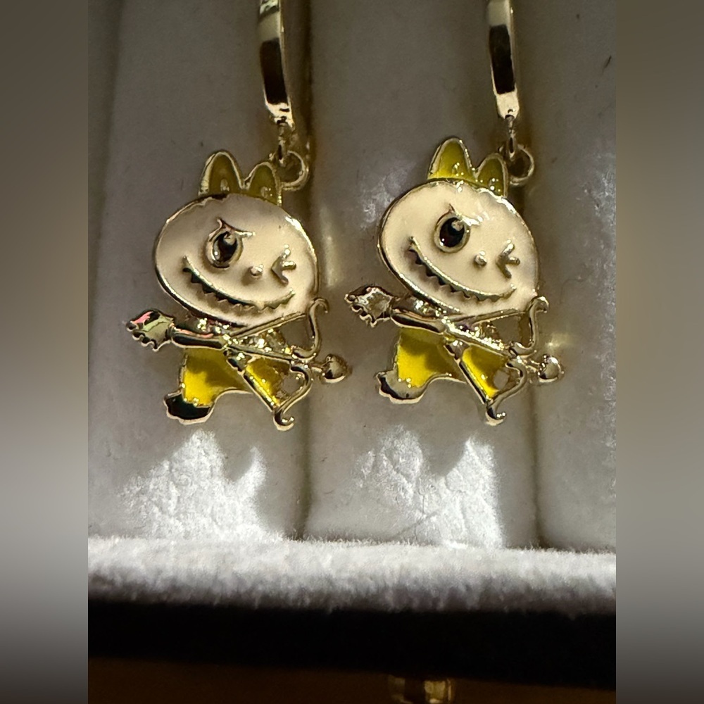 14K Gold Bow & Arrow Valentine Labubu Theme Enamel Hoop Earrings Kawaii Boutique - Picture 6 of 6